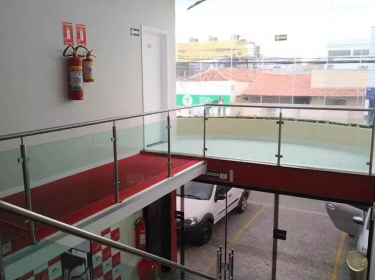 Hotelli Executivo Boulevard