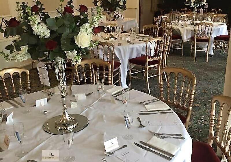 Ferns Hotel/palms Leisure