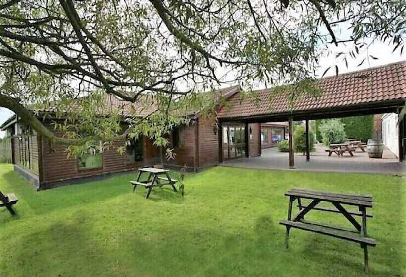 Ferns Hotel/palms Leisure