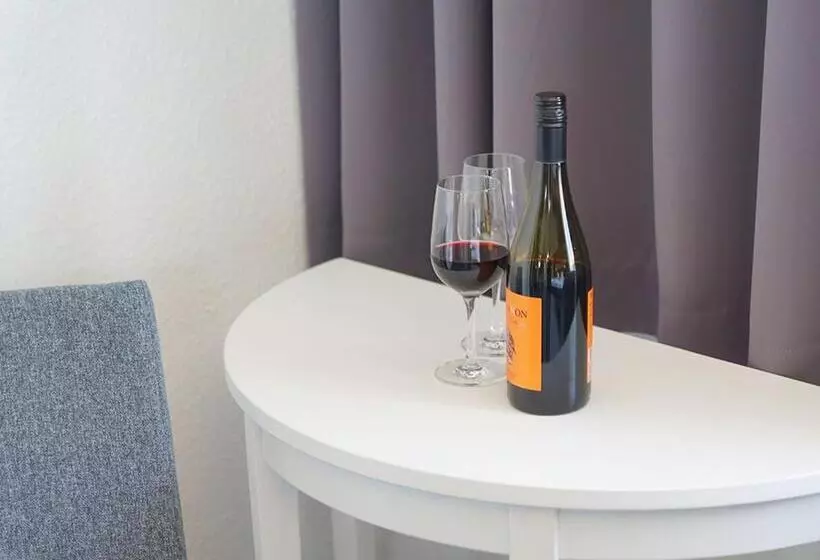 Majatalo Boootshaus   Am Spreeufer