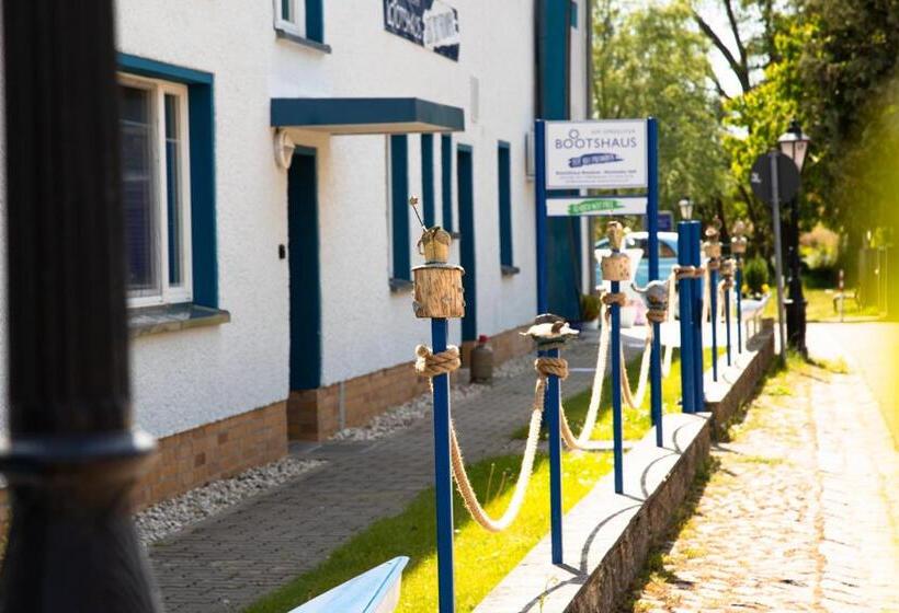 פנסיון Boootshaus   Am Spreeufer