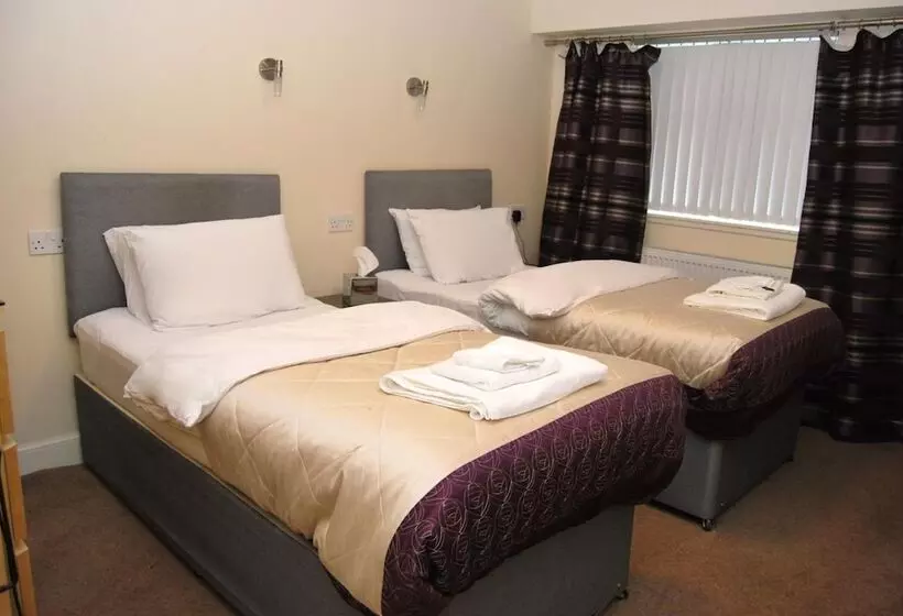 Majatalo The Old Schoolhouse