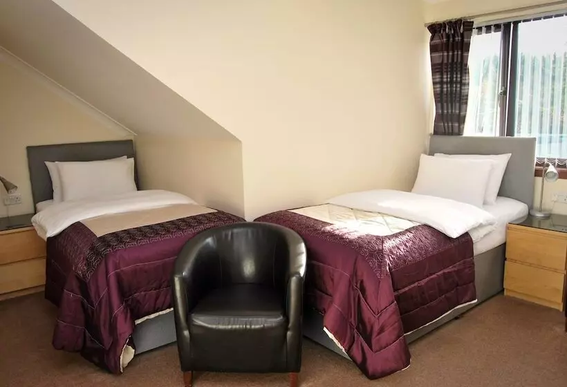 Majatalo The Old Schoolhouse