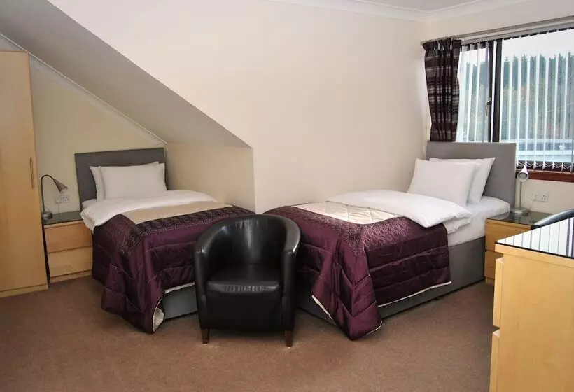 Majatalo The Old Schoolhouse