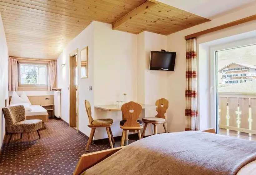 ベッドアンドブレックファースト Garni Charlotte