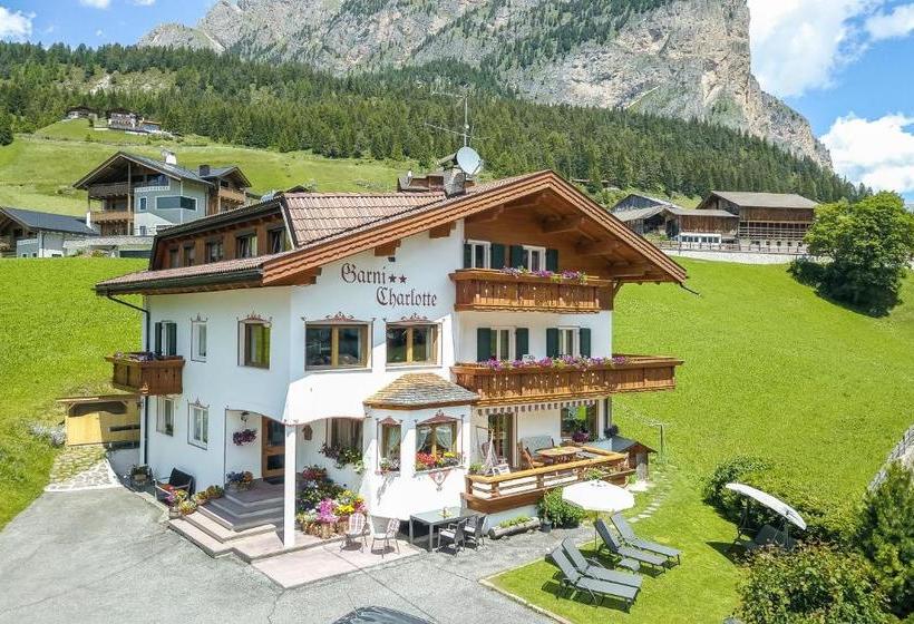 Bed and Breakfast Garni Charlotte