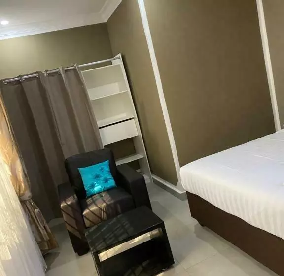 هتل Colibri Inn