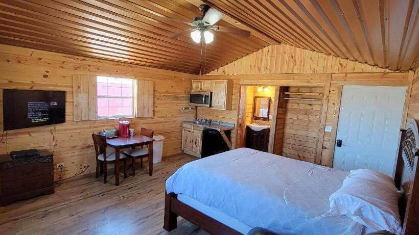 هتل Stateline Cabin