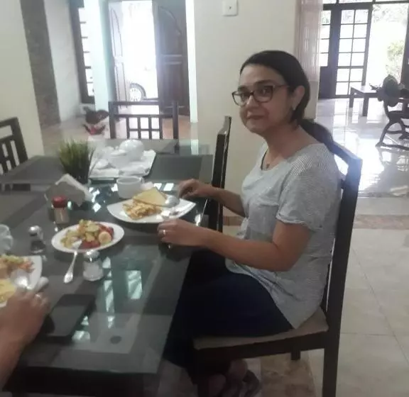 ベッドアンドブレックファースト Agasthi Airport Close