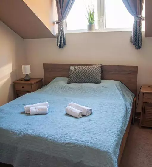 Aamiaismajoitus (B&B) Sempre étterem és Panzió