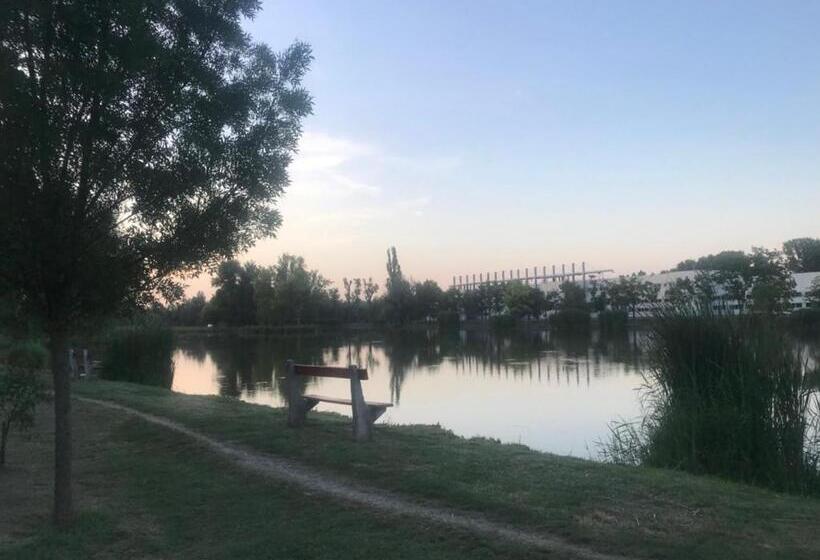 مبيت وإفطار Sempre étterem és Panzió