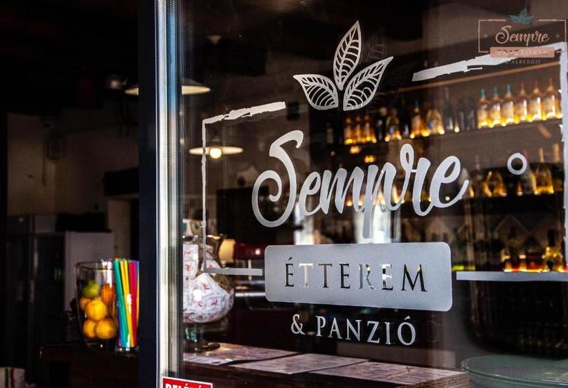 مبيت وإفطار Sempre étterem és Panzió