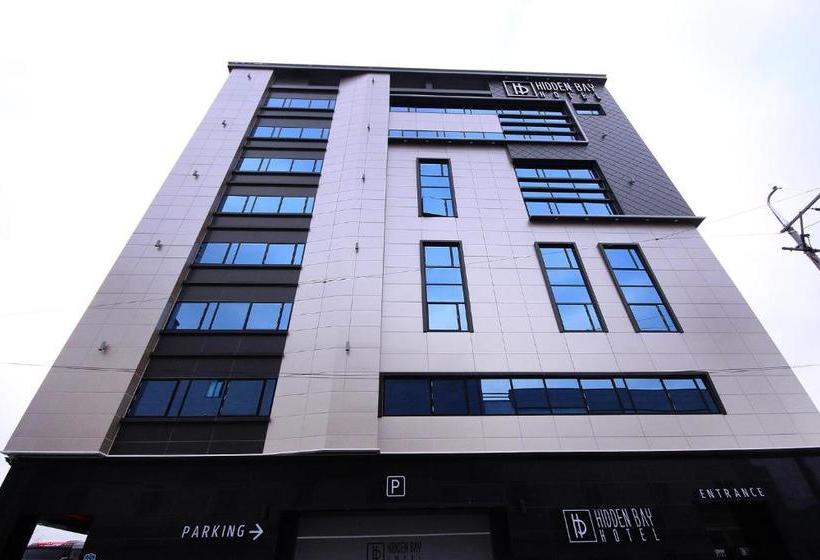 هتل Hiddenbay