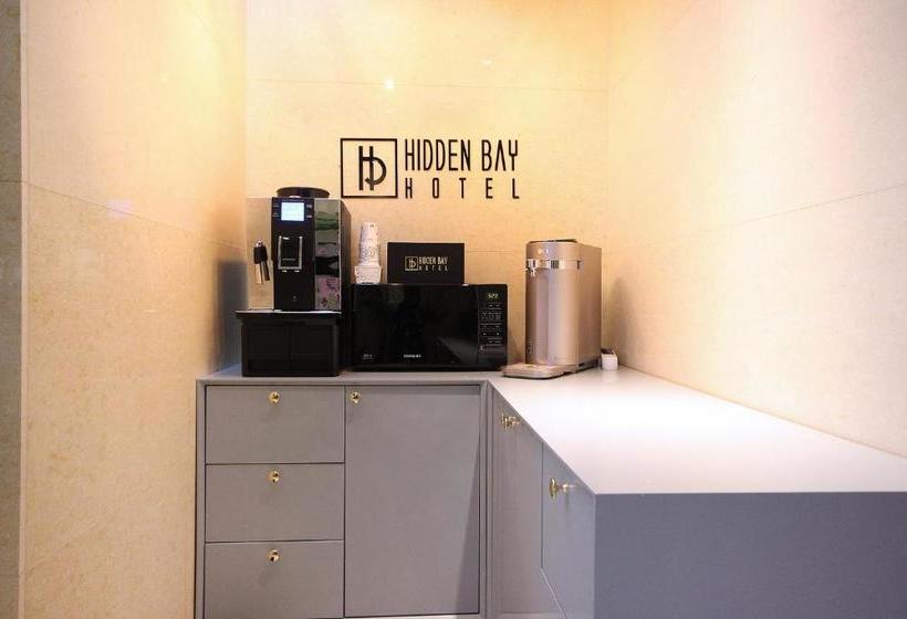 هتل Hiddenbay
