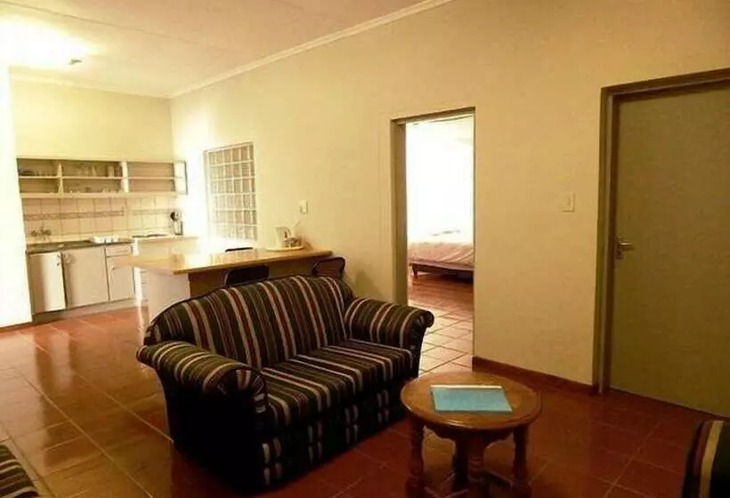 تختخواب و صبحانه Rocky Shore Guesthouse