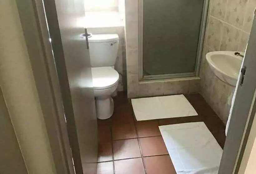 تختخواب و صبحانه Rocky Shore Guesthouse