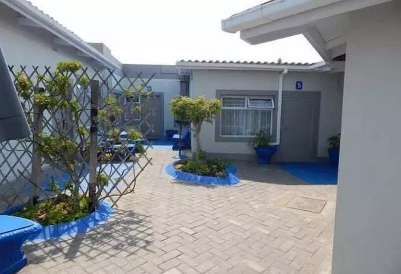 تختخواب و صبحانه Rocky Shore Guesthouse