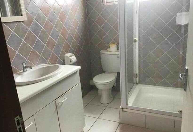 민박 Rocky Shore Guesthouse