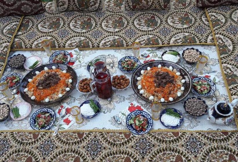 膳宿费 Nurobod Guesthouse