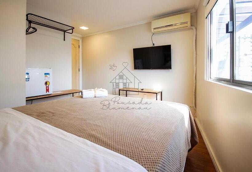 הוסטל Pousada Blumenau