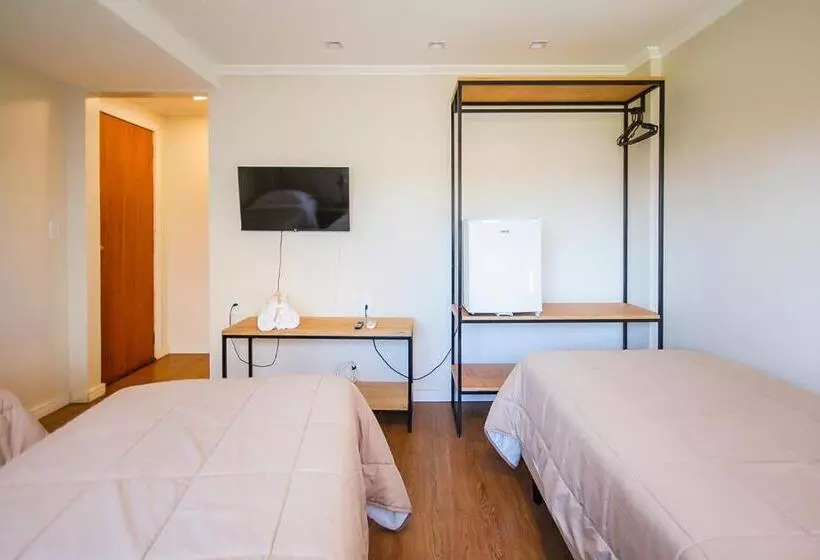 ユースホステル Pousada Blumenau