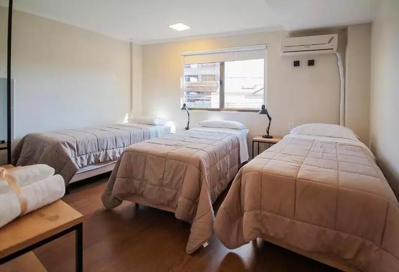 ユースホステル Pousada Blumenau