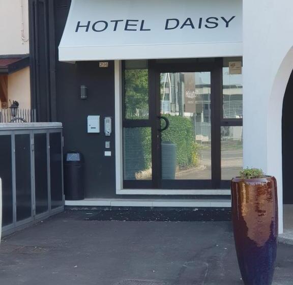 호텔 Daisy