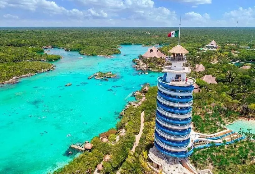 ホテル Holiday Inn Express & Suites   Playa Del Carmen, An Ihg