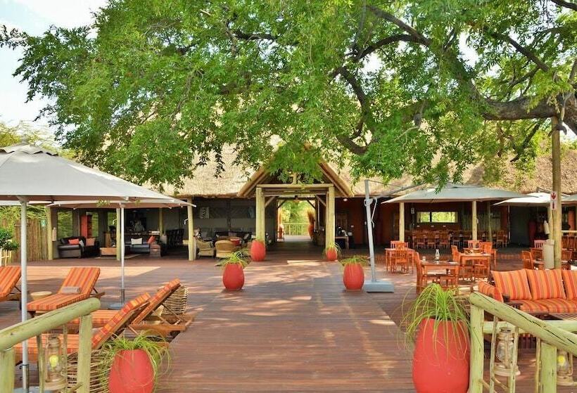هتل Jackalberry Chobe
