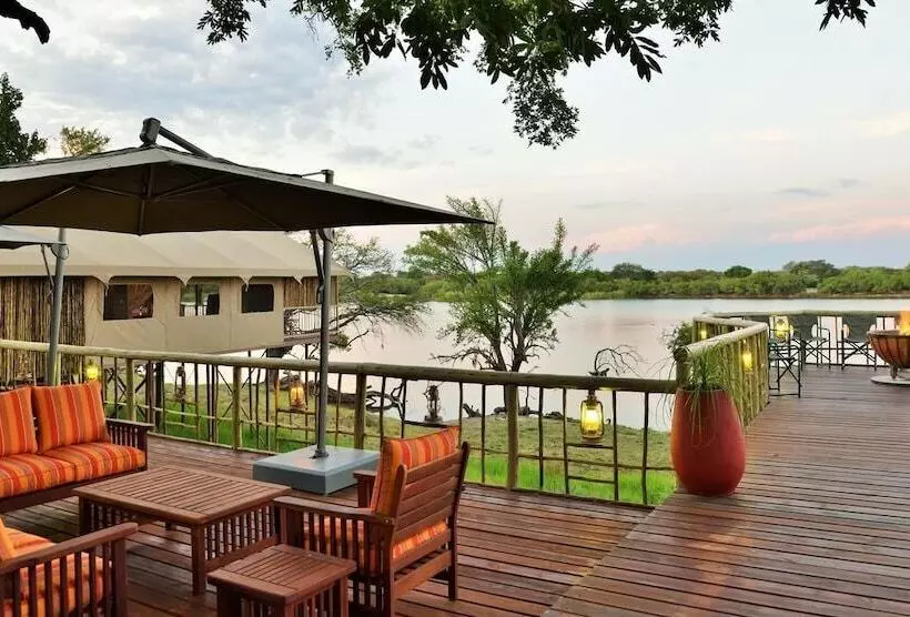 Hotel Jackalberry Chobe