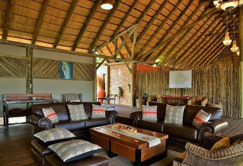 Hotel Jackalberry Chobe