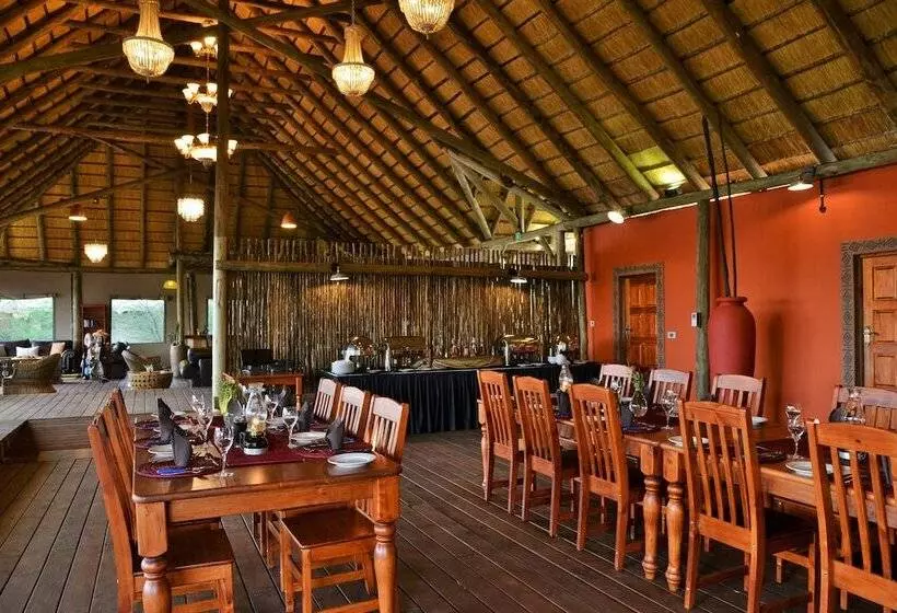 Hotel Jackalberry Chobe