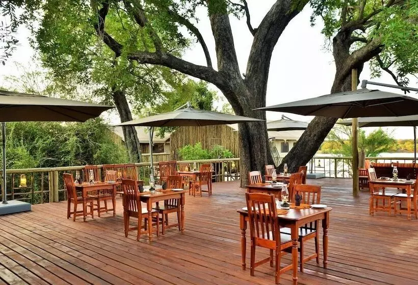 Hotel Jackalberry Chobe