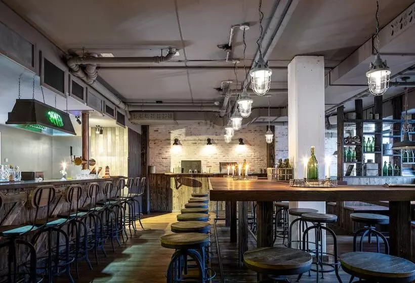 Lighthouse Hotel & Spa