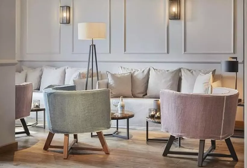 Lighthouse Hotel & Spa