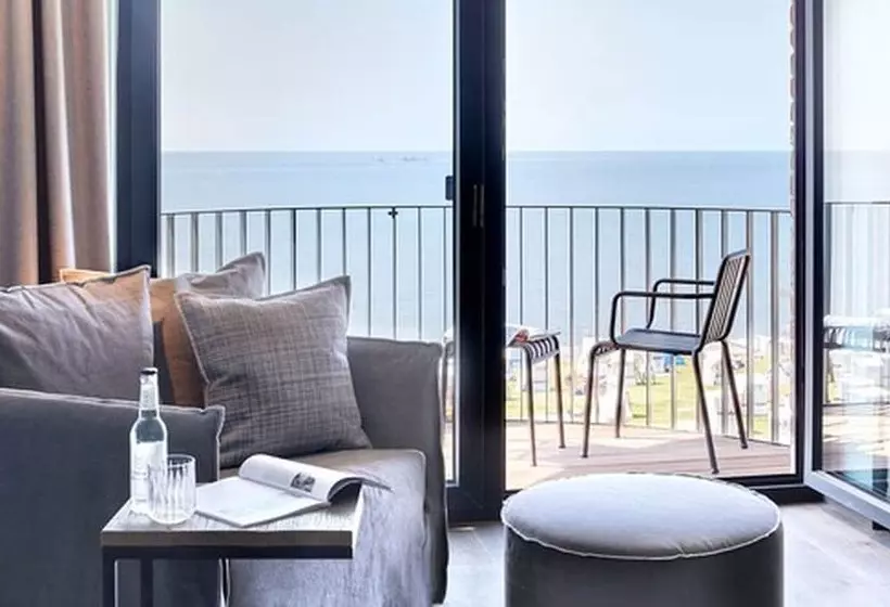 Lighthouse Hotel & Spa