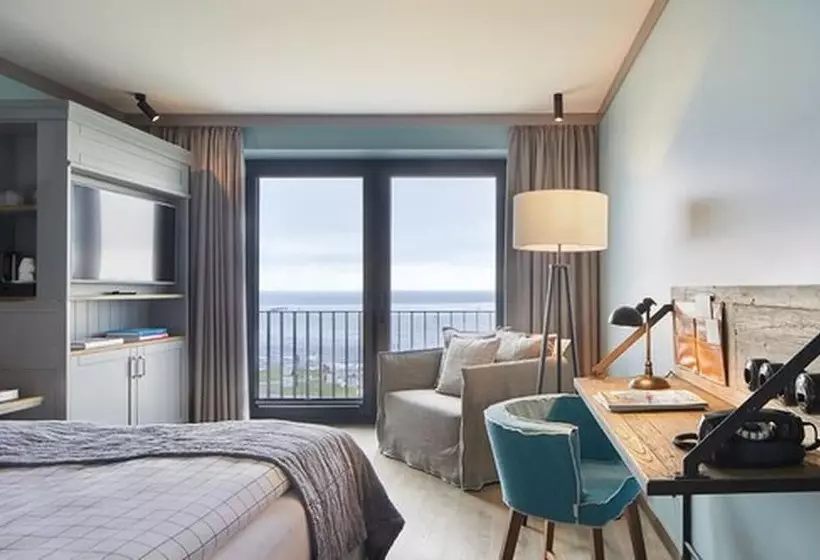 Lighthouse Hotel & Spa