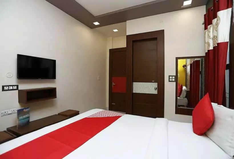 Hotelli Oyo 18346 Glorify Stay2