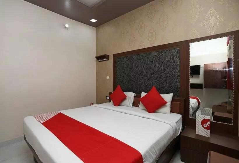 Hotelli Oyo 18346 Glorify Stay2