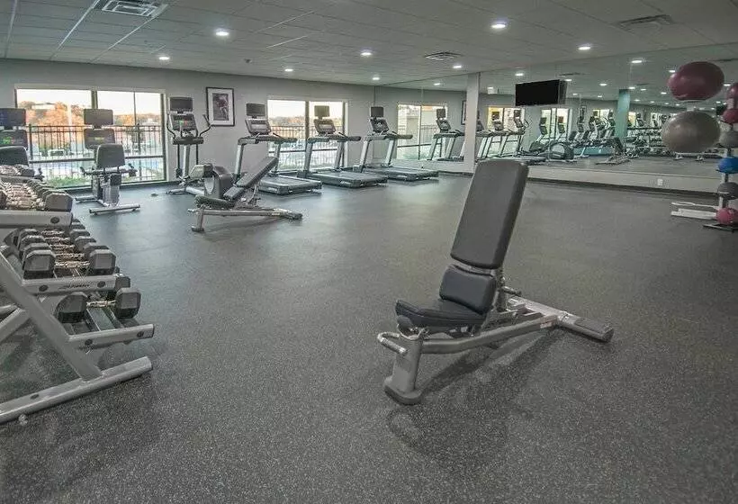 Hotelli Towneplace Suites By Marriott Vidalia Riverfront