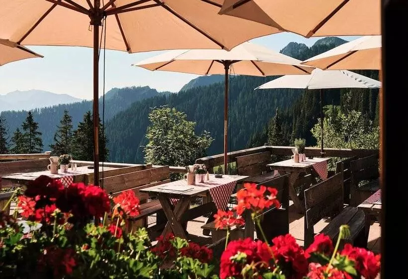ペンション Berghotel Altes Wallberghaus