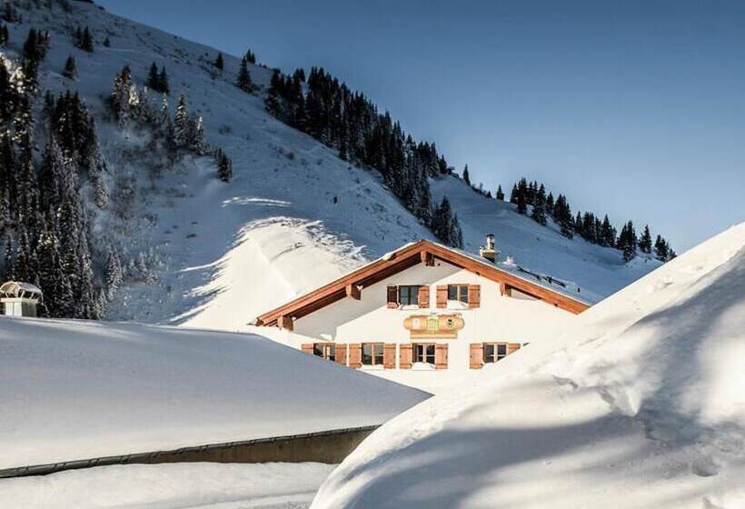 Majatalo Berghotel Altes Wallberghaus