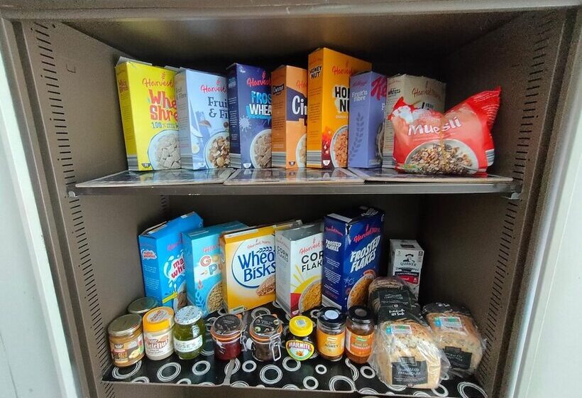 הוסטל Plymouth Backpackers