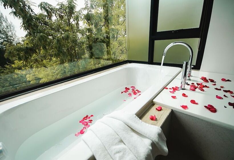 בית מלון כפרי Kaida Resort & Residences