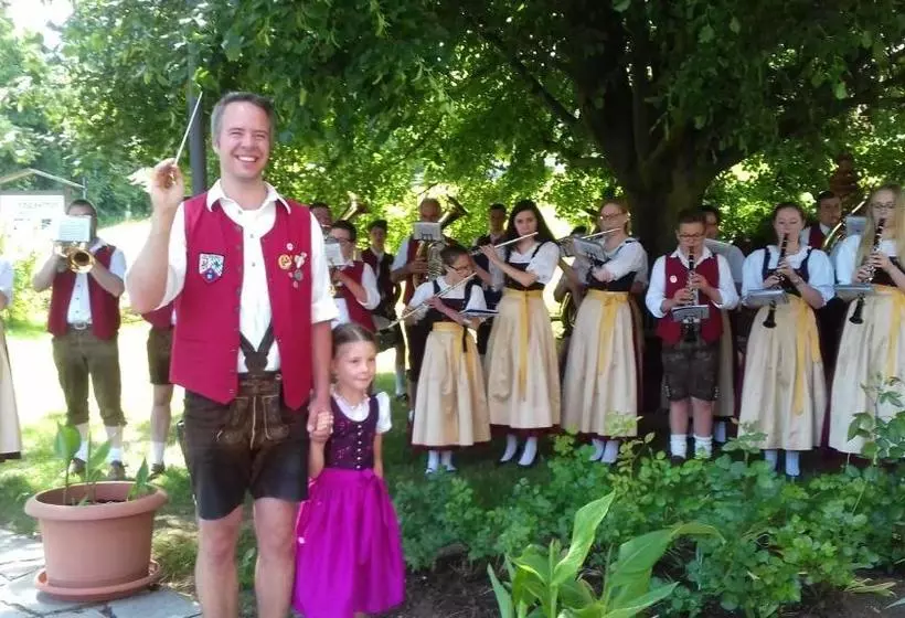 Hotelli Landgasthof Henghuber