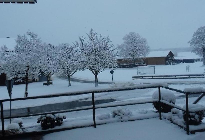 בית מלון כפרי Landgasthof Henghuber