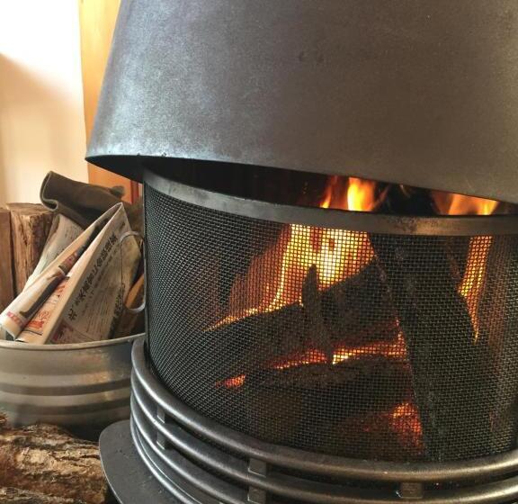 هتل Waterside Cottage Heron