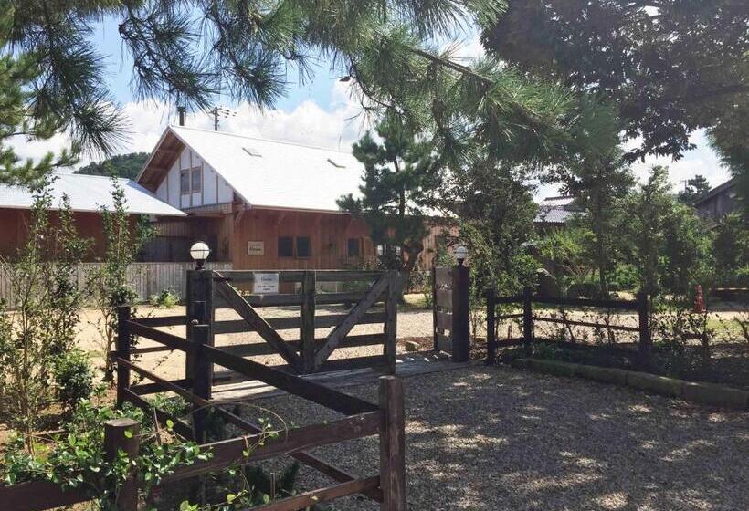 هتل Waterside Cottage Heron