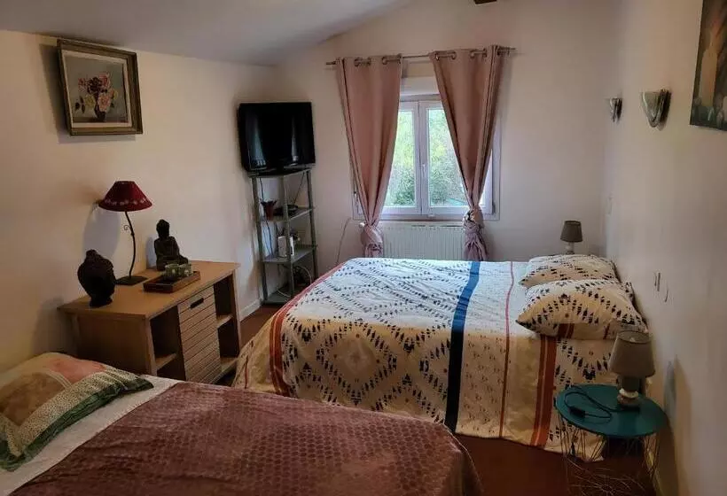 Aamiaismajoitus (B&B) Cluny Clos Fleury