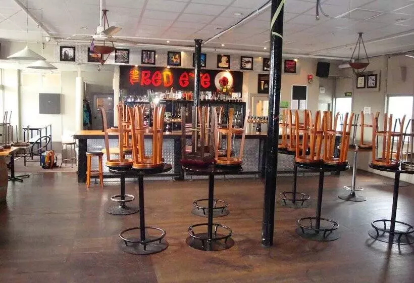 Grand Hotel   Whangarei